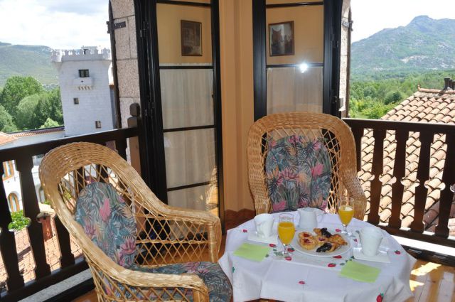Casas Real de Bohoyo